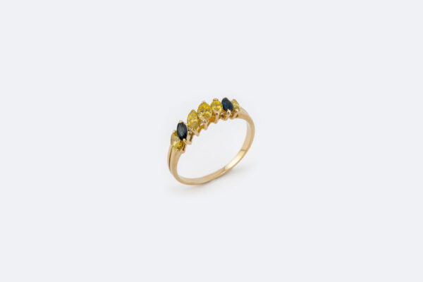 Riviere in oro giallo fancy con zaffiri