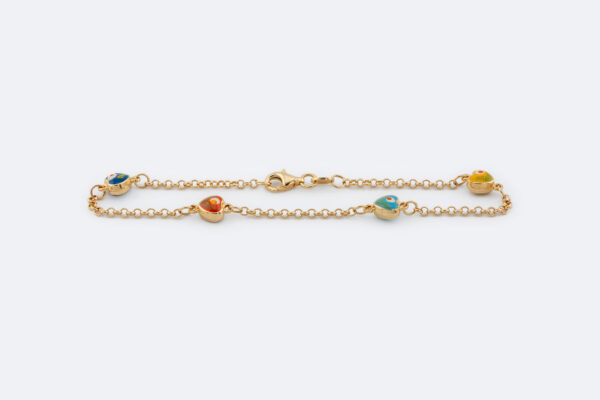 Bracciale in oro giallo con cuoricini