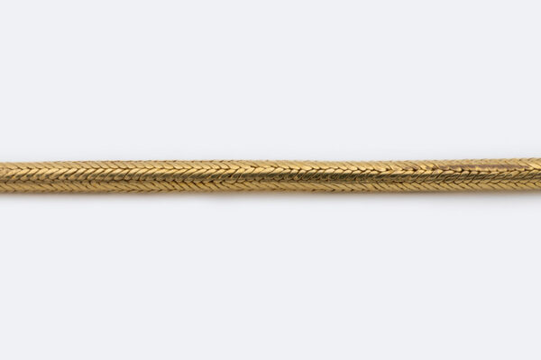 Snake in oro giallo