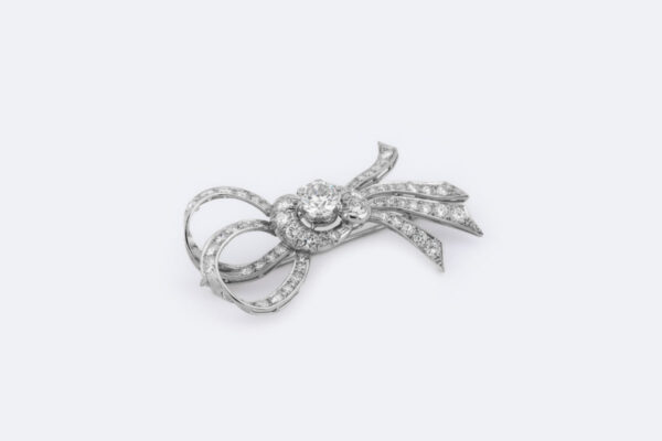 Spilla Vintage fiocco con diamanti